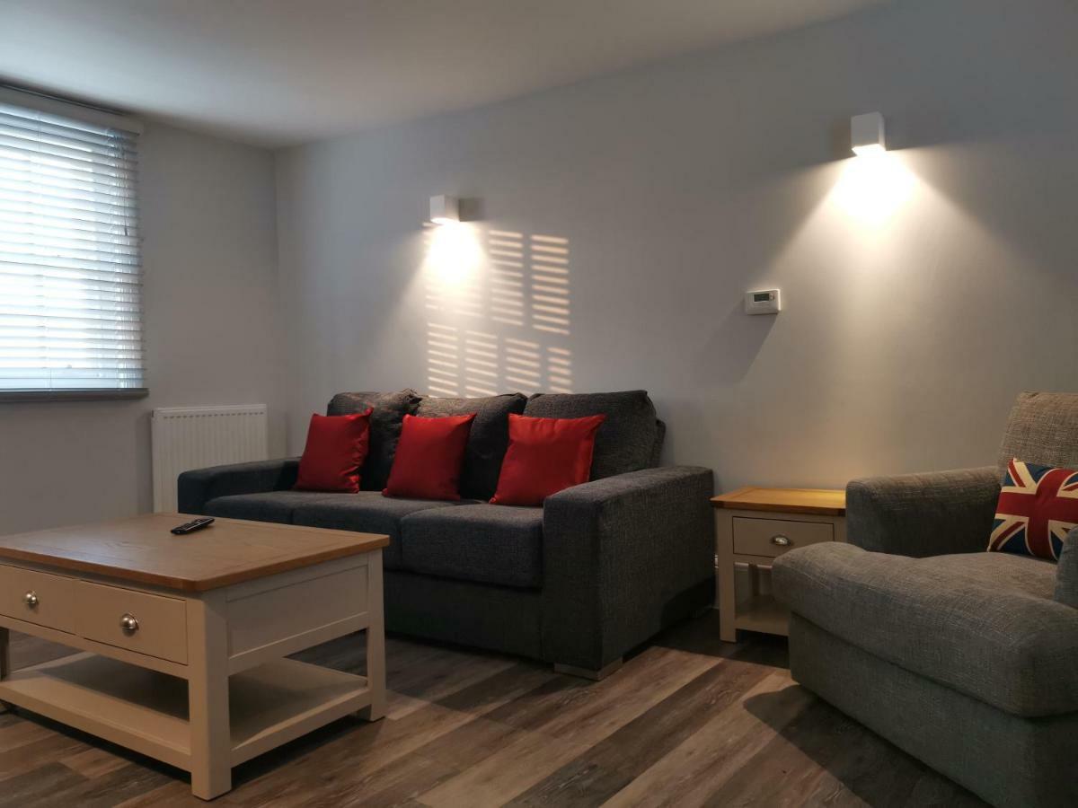 Cavendish House With Secure, Allocated Parking, 2 Mins Walk From Windsor Castle Room photo